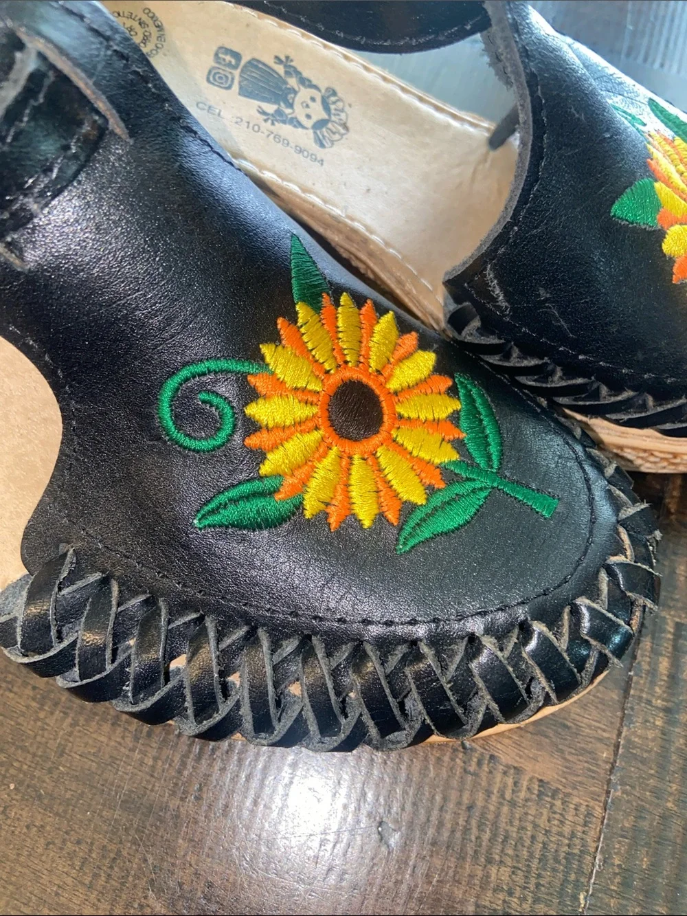 Black Leather Wedge Huarache Sandals with Embroidered Sunflower 8 US 25 Mex